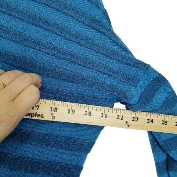 Lane‎ Bryant Womens Blue Striped V-Neck Sweater Size 14/16 Rayon & Nylon Blend - Picture 8 of 9